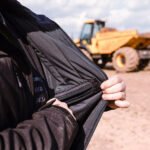 JCB striukė su gobtuvu iš softshell medžiagos
